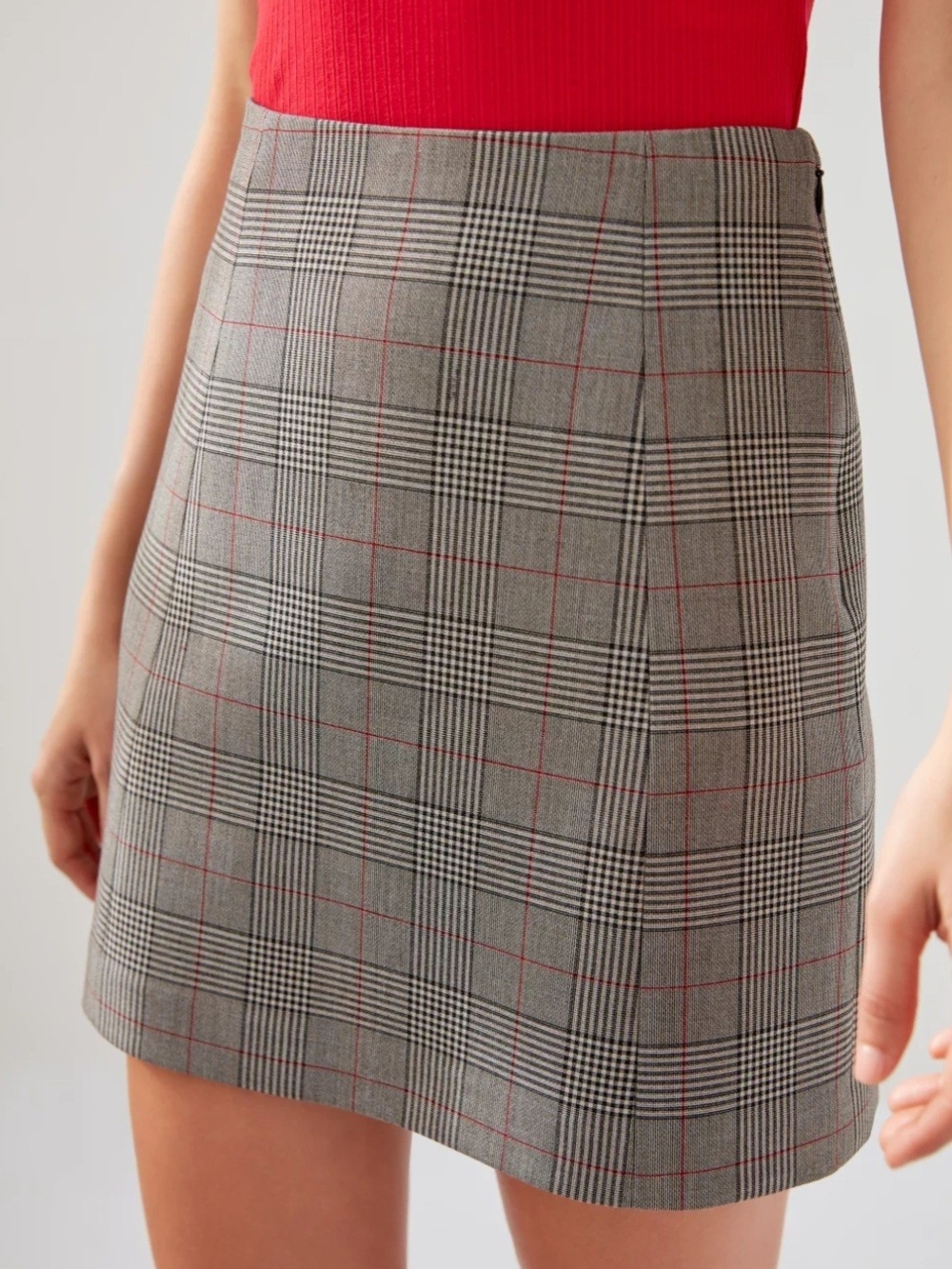Aritzia Babaton Modern Check Plaid Mini Skirt NWOT